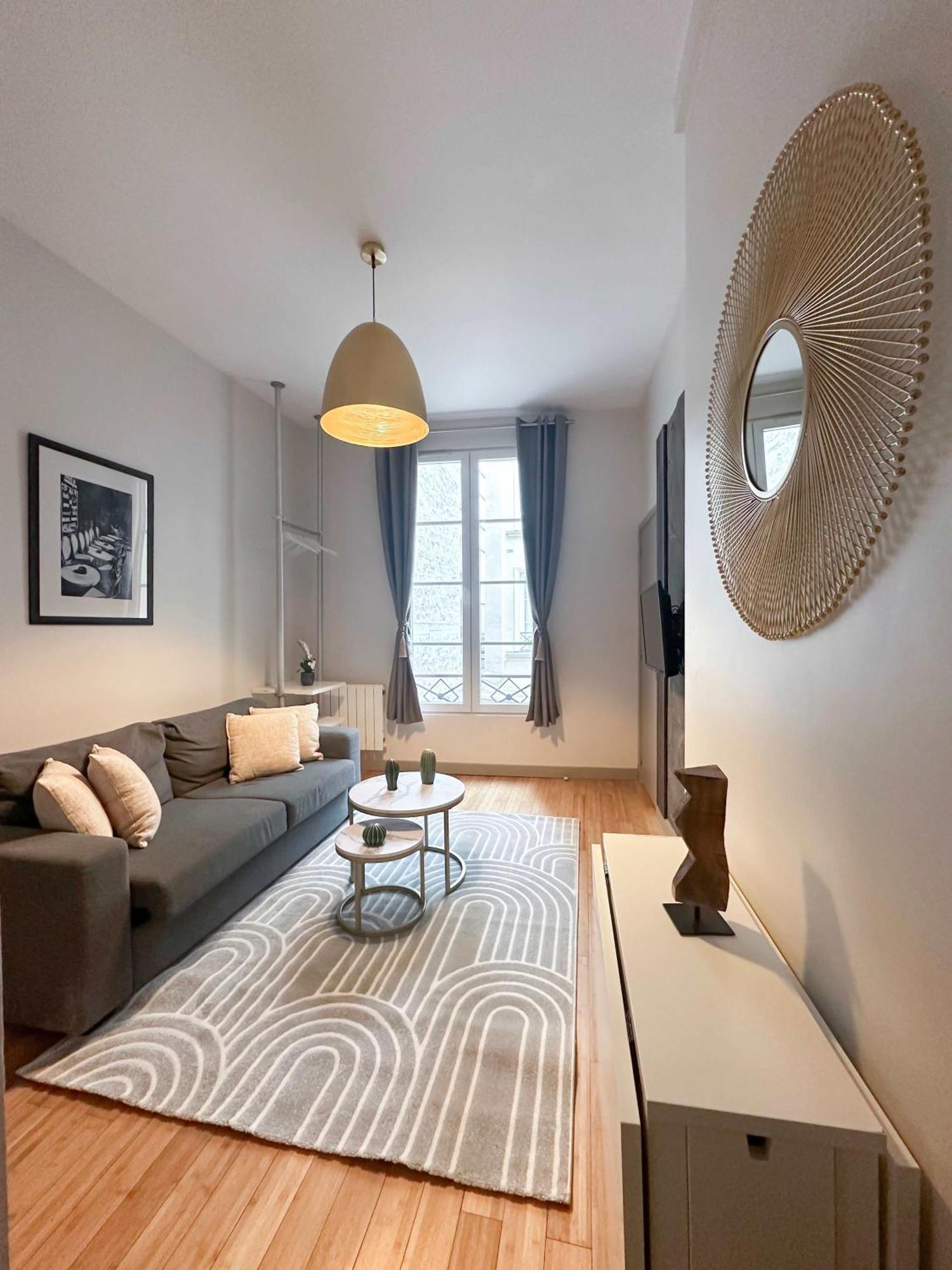 Renovated Champs-Elysees Retreat Apartment Paris Luaran gambar